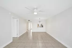 9430 Poinciana Pl, Davie, FL 33324 - Photo 15