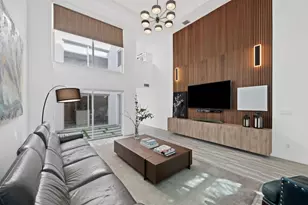 910 NE 16th Terrace, Fort Lauderdale, FL 33304 - Photo 1