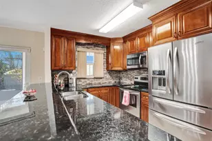 3099 W Buena Vista Dr, Margate, FL 33063 - Photo 3