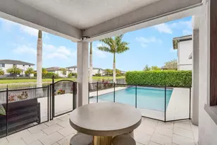 10595 S Lago Vista Cir, Parkland, FL 33076 - Photo 5