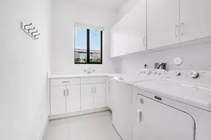 10595 S Lago Vista Cir, Parkland, FL 33076 - Photo 31