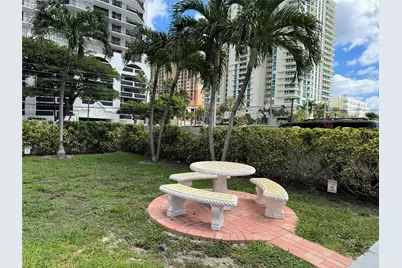 200 S Birch Road #806, Fort Lauderdale, FL 33316 - Photo 5