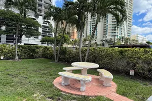 200 S Birch Rd, Fort Lauderdale, FL 33316 - Photo 5