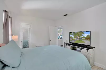 2461 NE 20th Avenue, Lighthouse Point, FL 33064 - Photo 19