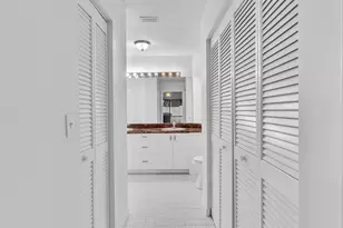 6796 N Pine Island Rd, Tamarac, FL 33321 - Photo 31