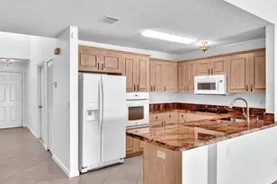 6796 N Pine Island Rd, Tamarac, FL 33321 - Photo 15