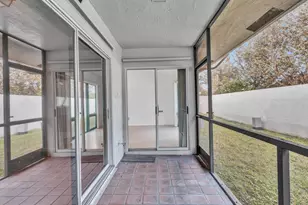 6796 N Pine Island Rd, Tamarac, FL 33321 - Photo 23