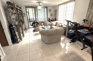 1101 Colony Point Cir, Pembroke Pines, FL 33026 - Photo 7