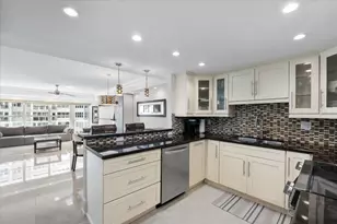 3750 Galt Ocean Dr, Fort Lauderdale, FL 33308 - Photo 9