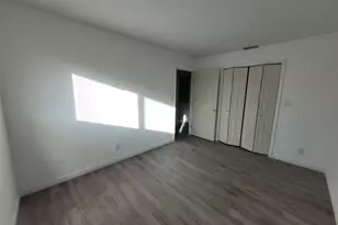 6106 Island Park Ct, Fort Myers, FL 33908 - Photo 9