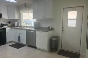 5389 NW 3rd Ave, Deerfield Beach, FL 33064 - Photo 9