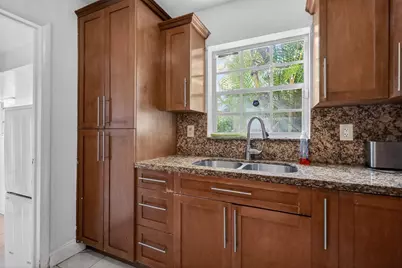 269 NE 110th Terrace, Miami, FL 33161 - Photo 21