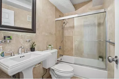 1892 NE 46th Street #B4, Fort Lauderdale, FL 33308 - Photo 7