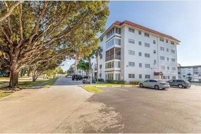 4750 NW 22nd Court #420, Lauderhill, FL 33313 - Photo 3