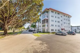 4750 NW 22nd Ct, Lauderhill, FL 33313 - Photo 3