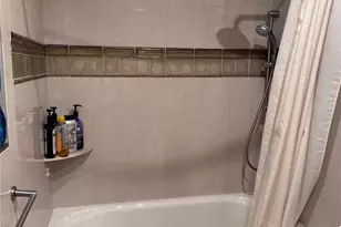 2160 NE 44th Ct, Pompano Beach, FL 33064 - Photo 35