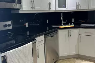 20301 W Country Club Dr Unit, Aventura, FL 33180 - Photo 23