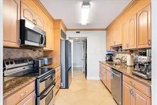 19707 Turnberry Way, Aventura, FL 33180 - Photo 13