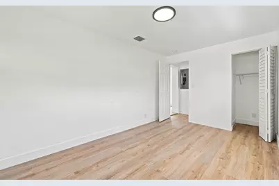 4841 NE 5th Terrace, Fort Lauderdale, FL 33334 - Photo 17