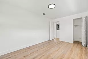 4841 NE 5th Terrace, Fort Lauderdale, FL 33334 - Photo 17