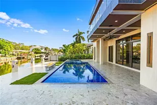 2441 NE 48th Ct, Pompano Beach, FL 33064 - Photo 17