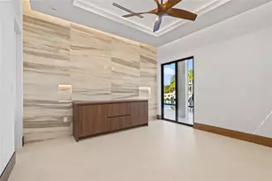 2441 NE 48th Ct, Pompano Beach, FL 33064 - Photo 25