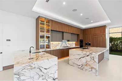 2441 NE 48th Court, Pompano Beach, FL 33064 - Photo 13