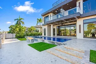 2441 NE 48th Ct, Pompano Beach, FL 33064 - Photo 23