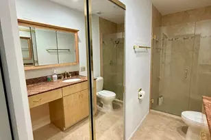 65 Centennial Ct, Deerfield Beach, FL 33442 - Photo 9