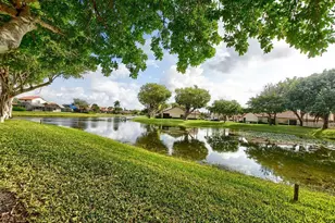 65 Centennial Ct, Deerfield Beach, FL 33442 - Photo 13