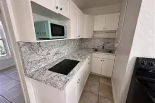 728 SW 6th St, Dania Beach, FL 33004 - Photo 15