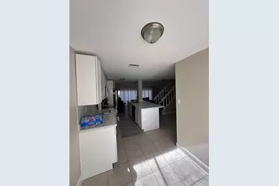 8251 NW 8th Place, Plantation, FL 33324 - Photo 11