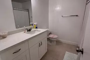 8251 NW 8th Pl, Plantation, FL 33324 - Photo 19