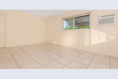 2581 NE 11th Court #2585, Pompano Beach, FL 33062 - Photo 11