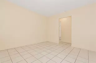 2581 NE 11th Ct, Pompano Beach, FL 33062 - Photo 13