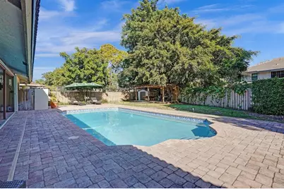 9924 NW 3rd Place, Coral Springs, FL 33071 - Photo 39