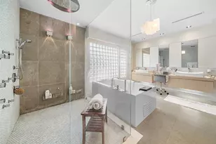 2855 NE 35th St, Fort Lauderdale, FL 33306 - Photo 21