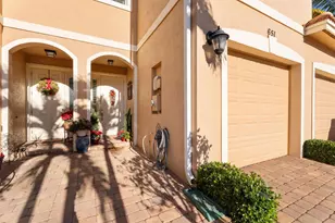 651 SW Glen Crest Way, Stuart, FL 34997 - Photo 3