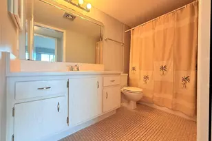 2017 Newcastle A, Boca Raton, FL 33434 - Photo 23