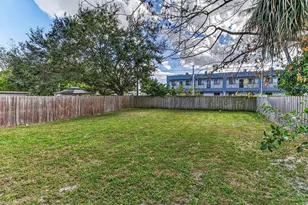 348 NW 40th Ct, Oakland Park, FL 33309 - Photo 29