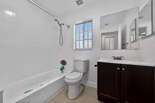 348 NW 40th Ct, Oakland Park, FL 33309 - Photo 21