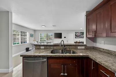 348 NW 40th Court, Fort Lauderdale, FL 33309 - Photo 11