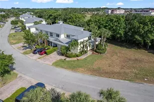 2601 Creekside Dr, Fort Pierce, FL 34981 - Photo 17