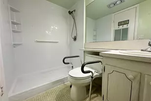 3006 Cambridge A, Deerfield Beach, FL 33442 - Photo 15