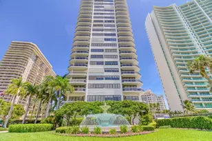 20185 E Country Club Dr, Miami, FL 33180 - Photo 29