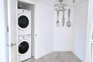 6463 La Costa Dr, Boca Raton, FL 33433 - Photo 5