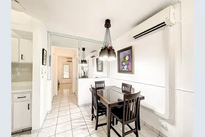 815 SW 10th Terrace #18V, Hallandale Beach, FL 33009 - Photo 5