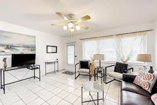 815 SW 10th Terrace, Hallandale Beach, FL 33009 - Photo 3