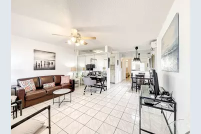 815 SW 10th Terrace #18V, Hallandale Beach, FL 33009 - Photo 1