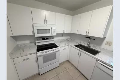 4394 NW 9th Avenue #21-2A, Deerfield Beach, FL 33064 - Photo 3